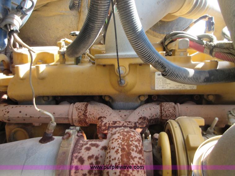 image for item I1972 2002 Sterling L9500 semi truck