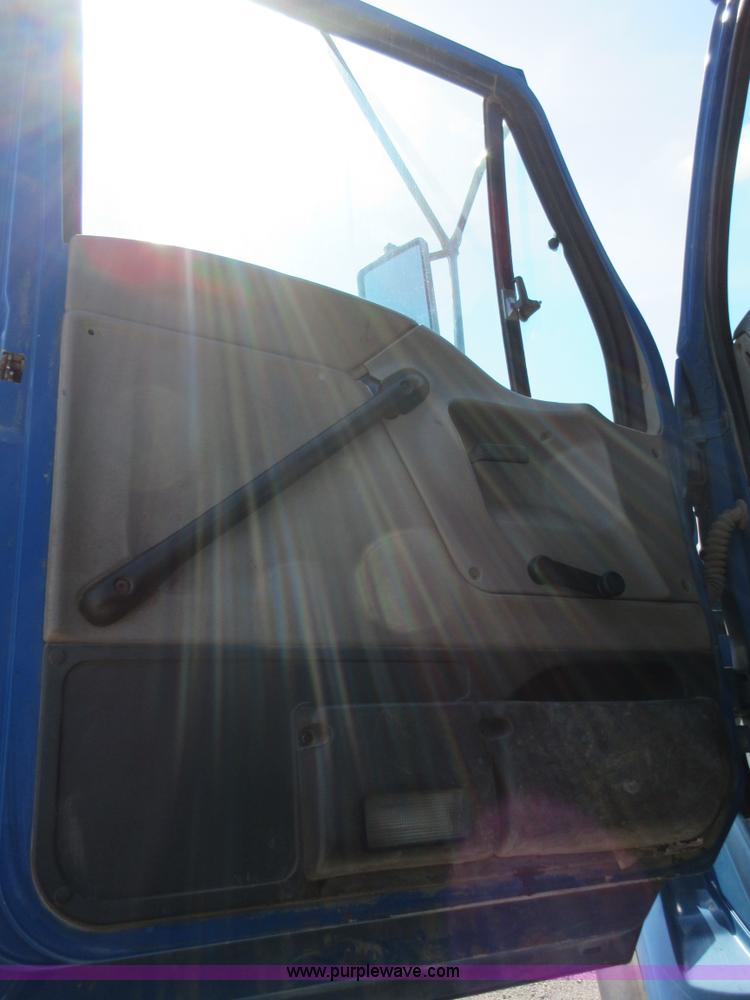 image for item I1972 2002 Sterling L9500 semi truck