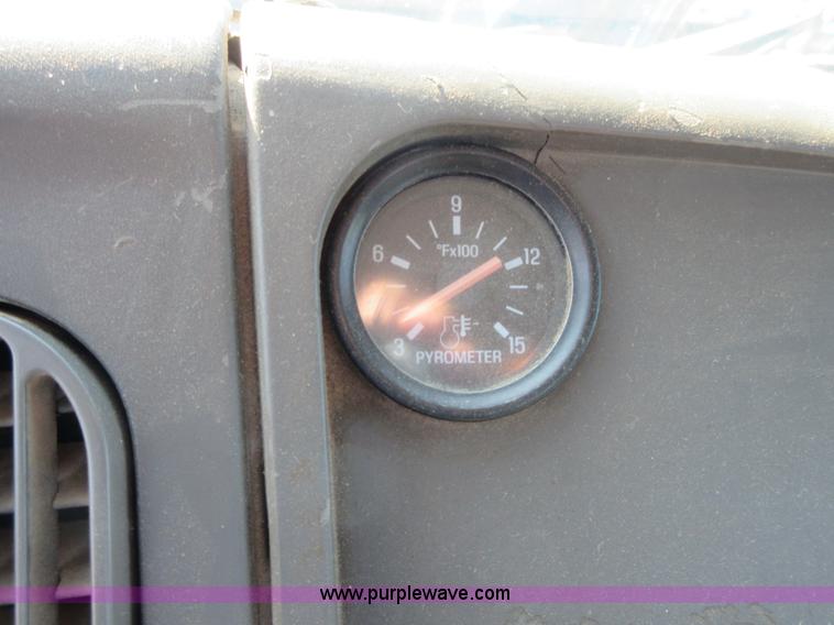 image for item I1972 2002 Sterling L9500 semi truck