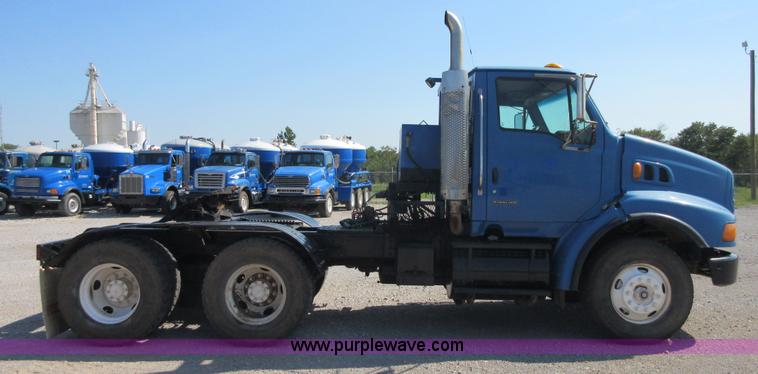 image for item I1973 2002 Sterling L9500 semi truck