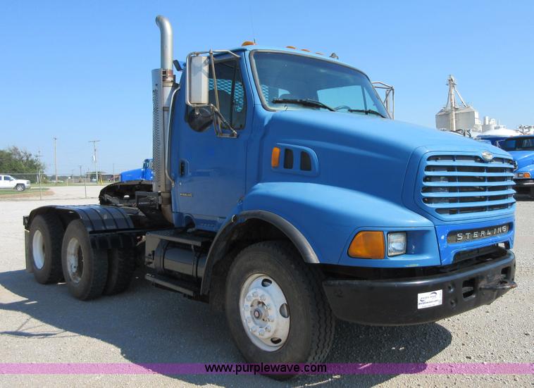 image for item I1973 2002 Sterling L9500 semi truck