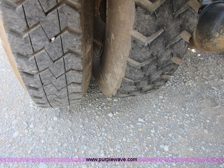 image for item I1973 2002 Sterling L9500 semi truck