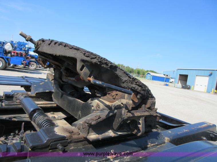 image for item I1973 2002 Sterling L9500 semi truck