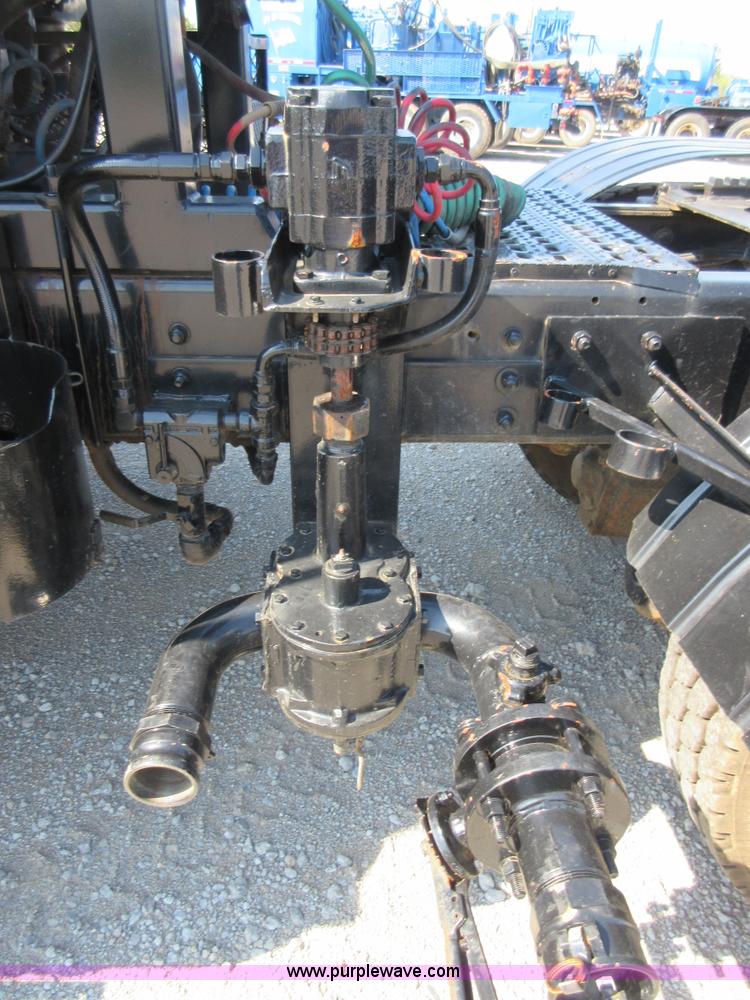 image for item I1973 2002 Sterling L9500 semi truck