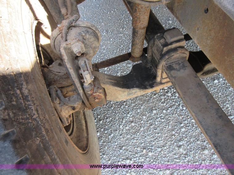 image for item I1973 2002 Sterling L9500 semi truck