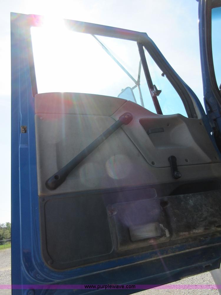 image for item I1973 2002 Sterling L9500 semi truck