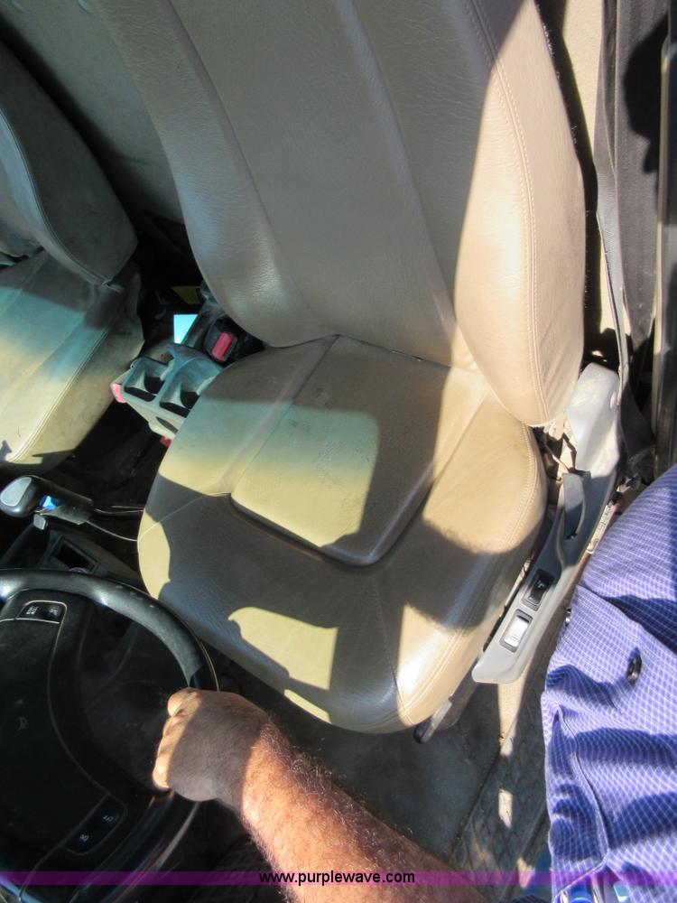 image for item I1973 2002 Sterling L9500 semi truck