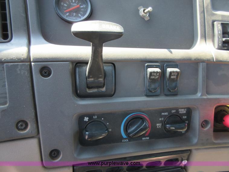 image for item I1973 2002 Sterling L9500 semi truck