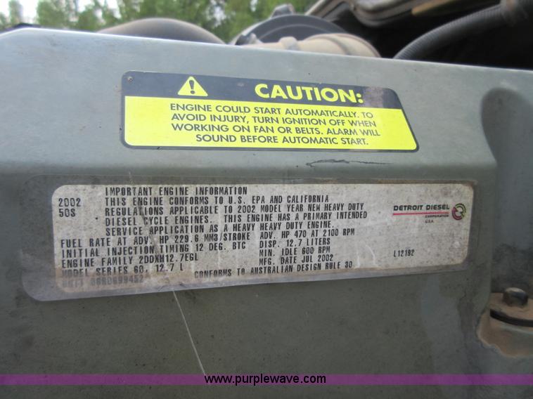 image for item I2002 2003 Freightliner Columbia semi truck