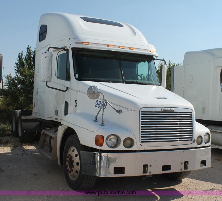 image for item J1442 1998 Freightliner Century Class semi truck