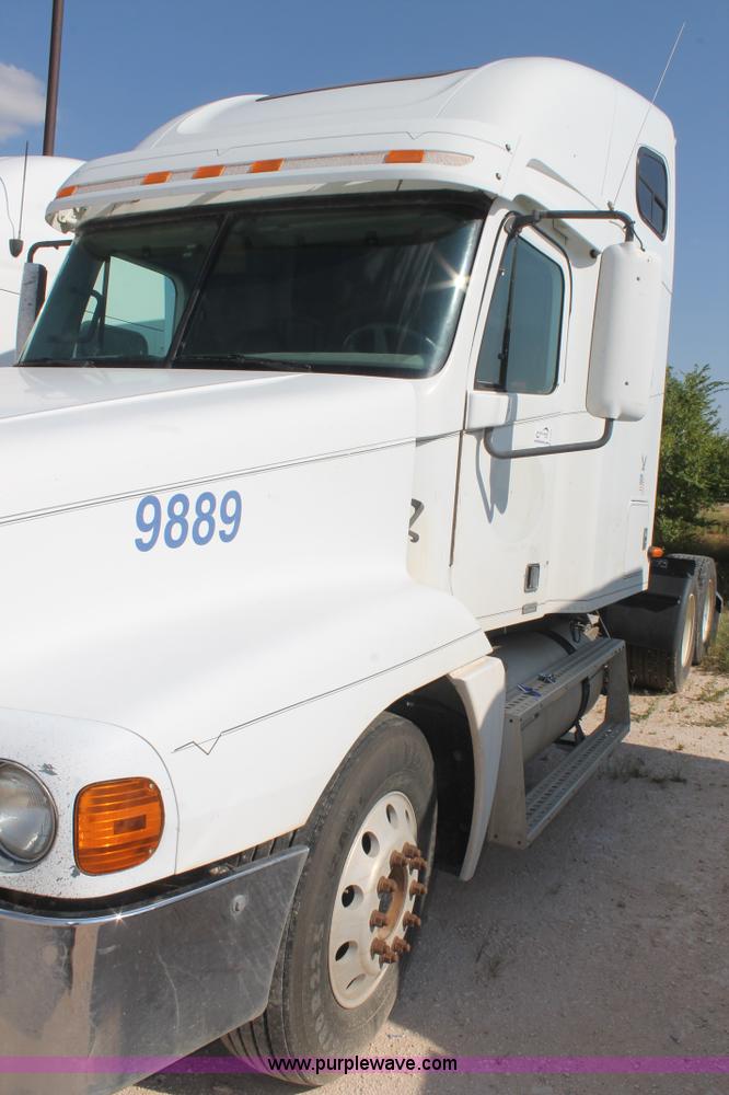 image for item J1442 1998 Freightliner Century Class semi truck