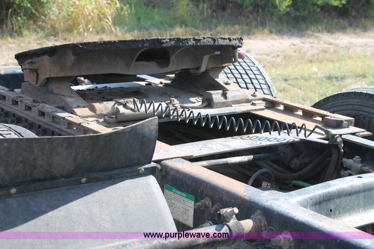 image for item J1442 1998 Freightliner Century Class semi truck