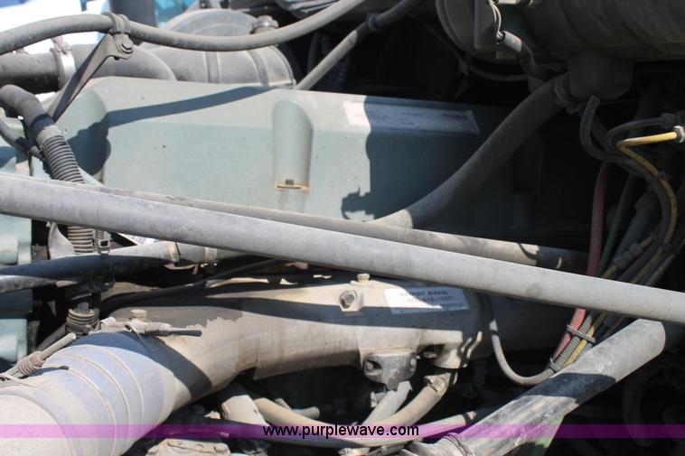 image for item J1442 1998 Freightliner Century Class semi truck