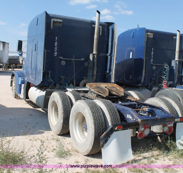 image for item J1444 1998 Peterbilt 377 semi truck