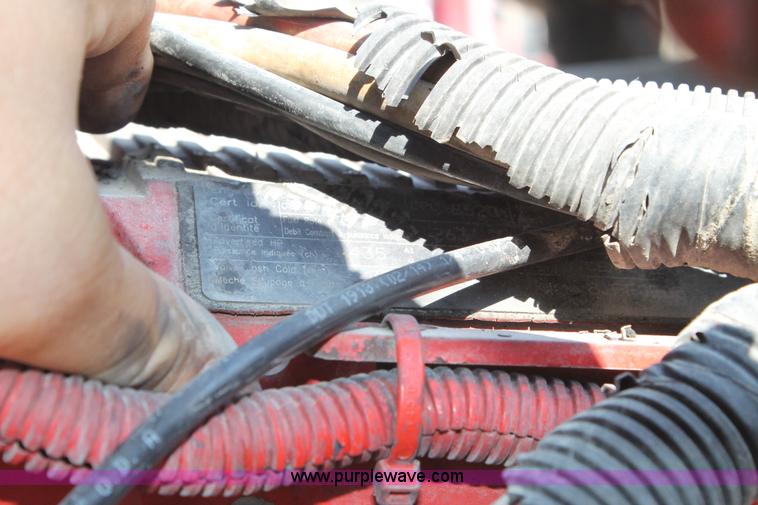 image for item J1449 2006 International 9400i semi truck