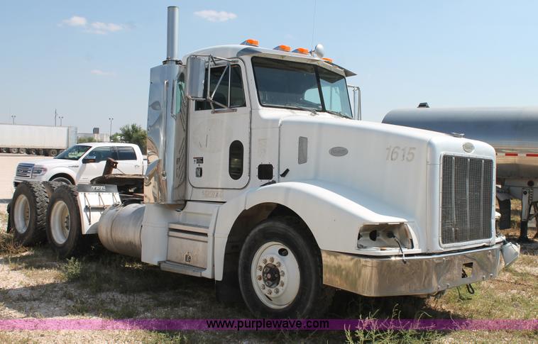 image for item J1450 1999 Peterbilt 377 semi truck