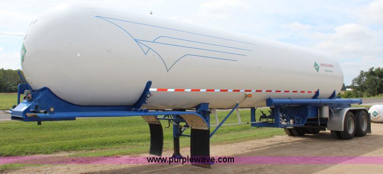 image for item J3662 1966 Trinity anhydrous ammonia/propane tank trailer