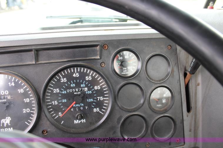 image for item J3695 1997 Mack CH613 semi truck with fertilizer delivery trailer