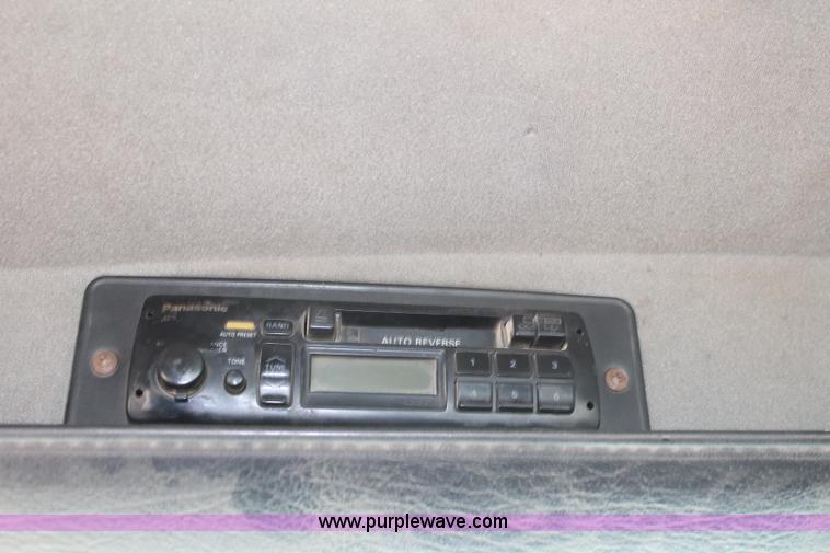 image for item J3695 1997 Mack CH613 semi truck with fertilizer delivery trailer