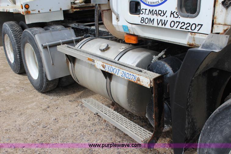 image for item J3695 1997 Mack CH613 semi truck with fertilizer delivery trailer