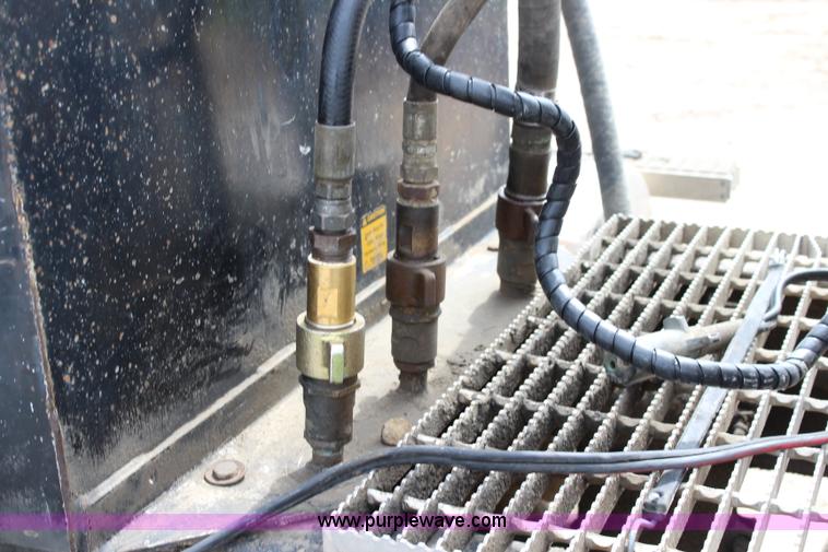 image for item J3695 1997 Mack CH613 semi truck with fertilizer delivery trailer