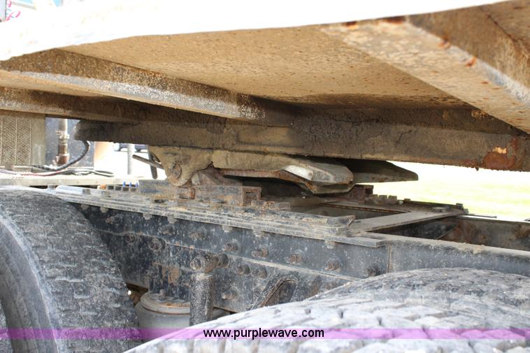 image for item J3695 1997 Mack CH613 semi truck with fertilizer delivery trailer