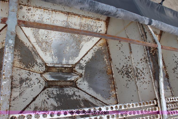 image for item J3695 1997 Mack CH613 semi truck with fertilizer delivery trailer