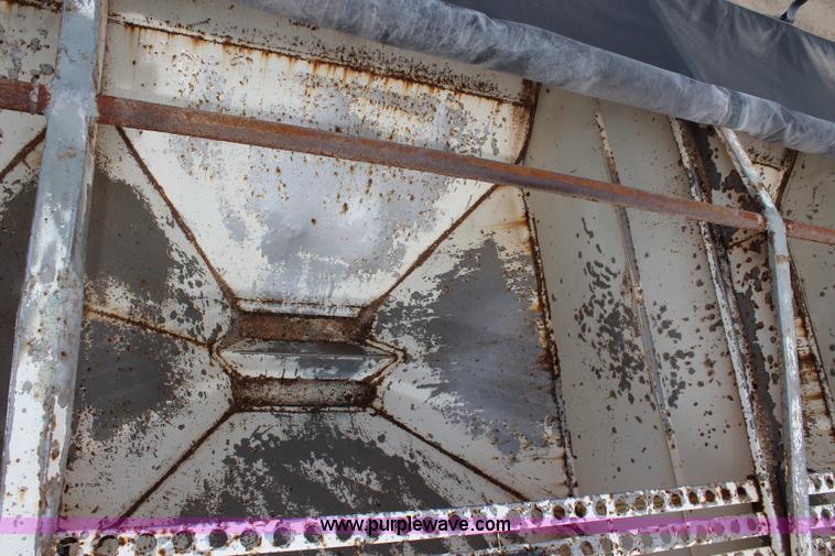 image for item J3695 1997 Mack CH613 semi truck with fertilizer delivery trailer