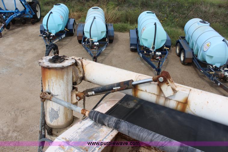 image for item J3695 1997 Mack CH613 semi truck with fertilizer delivery trailer