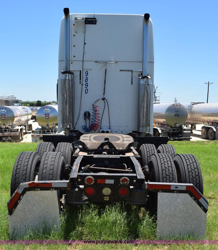 image for item K6141 1998 International Century FLC120 semi truck