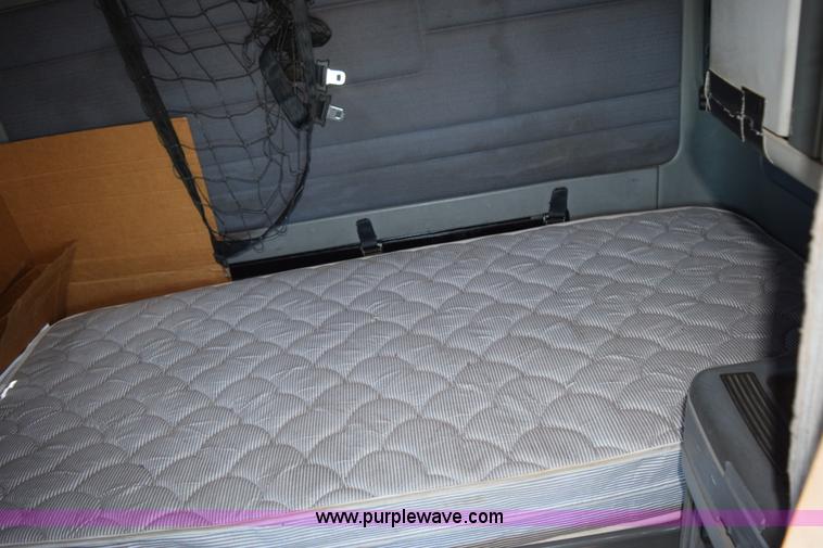 image for item K6141 1998 International Century FLC120 semi truck