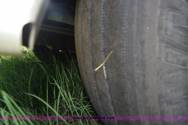 image for item K6141 1998 International Century FLC120 semi truck