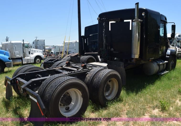 image for item K6148 2003 Freightliner Century ST120 semi truck