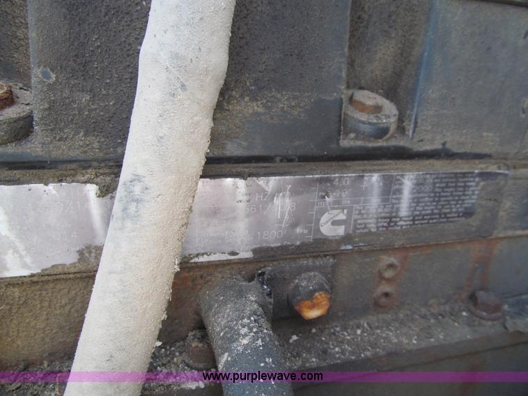 image for item K6355 2000 Freightliner FLD112 semi truck