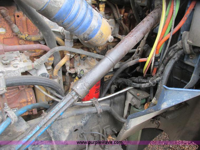 image for item L3849 2007 International 9200i toter truck