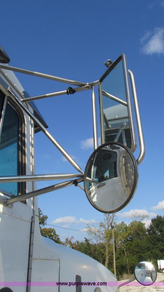 image for item L5264 2000 Peterbilt 377 semi truck