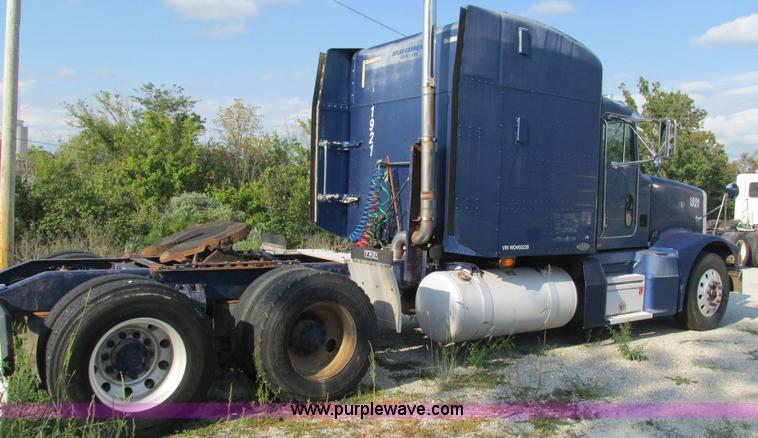 image for item L5265 1998 Peterbilt 377 semi truck