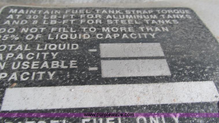 image for item L5265 1998 Peterbilt 377 semi truck