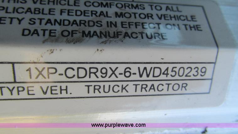 image for item L5265 1998 Peterbilt 377 semi truck