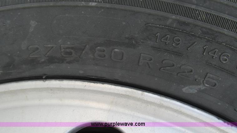 image for item L5266 2001 Peterbilt 387 semi truck