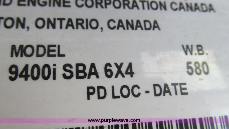 image for item L5268 2006 International 9400i semi truck