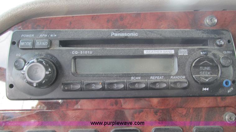 image for item L5272 2007 International 9400i semi truck