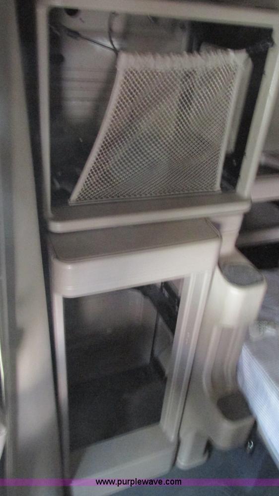 image for item L5272 2007 International 9400i semi truck