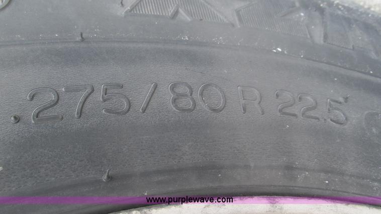 image for item L5273 2005 International 9400i semi truck