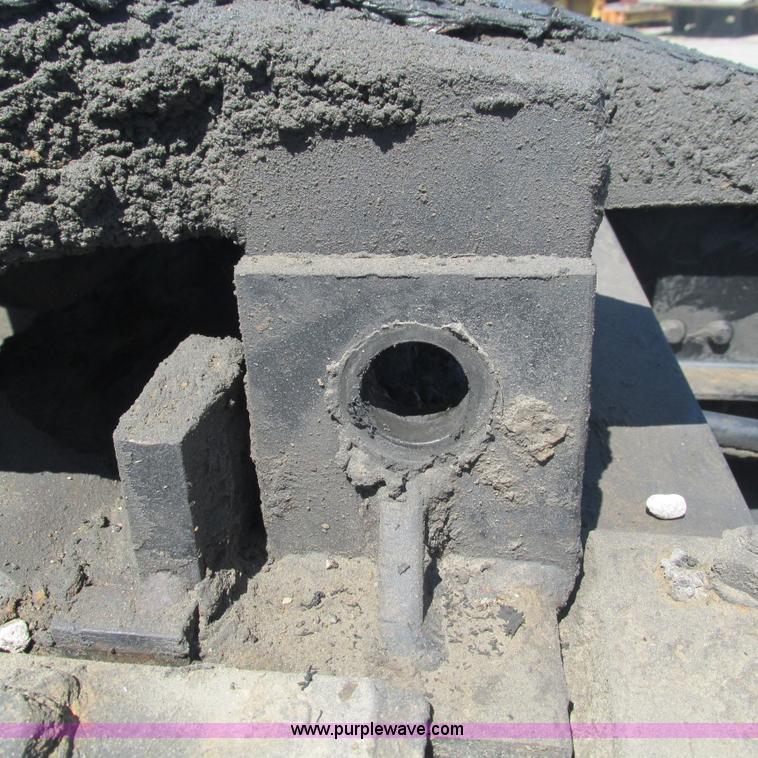 image for item L5285 1994 Mack CH613 semi truck