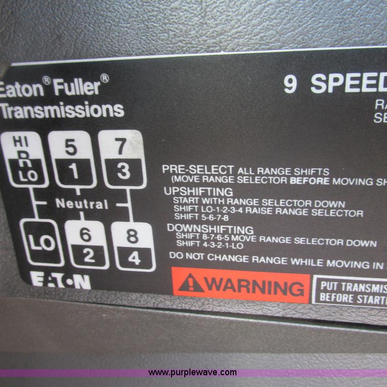 image for item L5285 1994 Mack CH613 semi truck