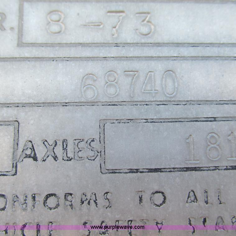 image for item L5299 1973 Trailmobile T41I1CBG oil tanker trailer