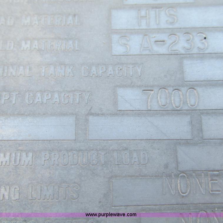 image for item L5299 1973 Trailmobile T41I1CBG oil tanker trailer