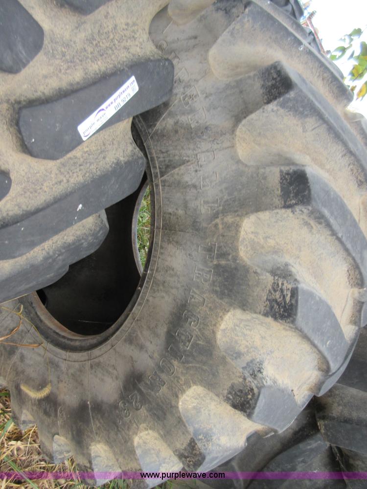 image for item BB9219 (2) Firestone 28L-26 tires