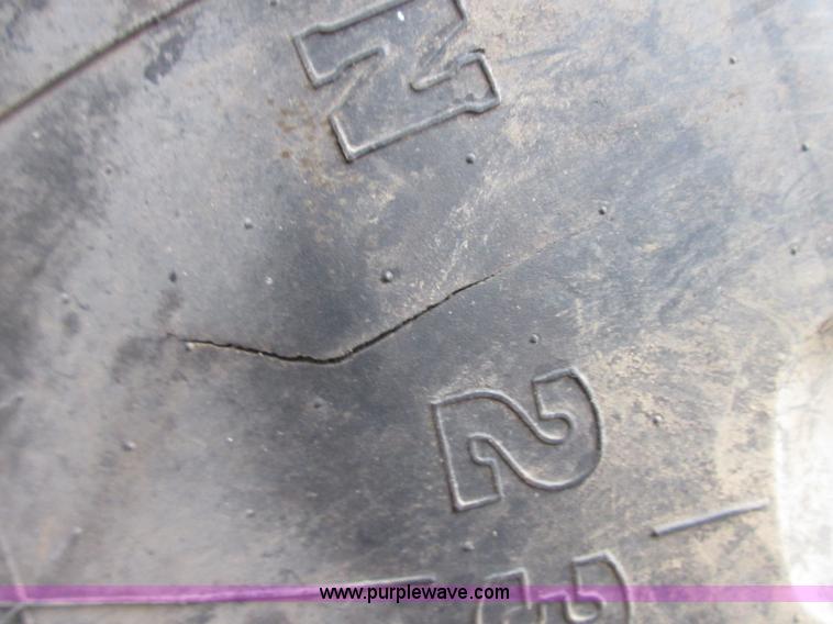 image for item BB9219 (2) Firestone 28L-26 tires